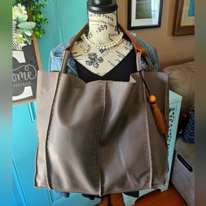 The Sak Los Feliz Leather large Tote Bag
